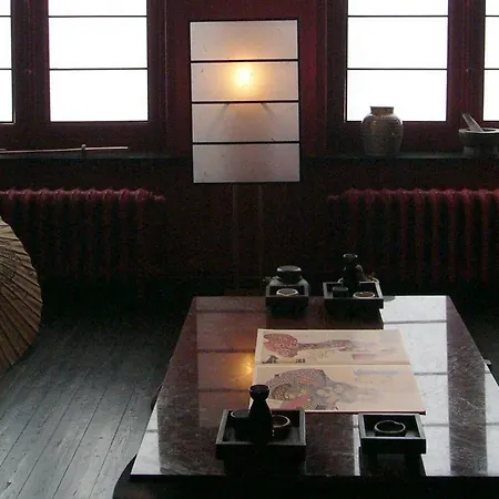Lady Jane Bed & Breakfast *